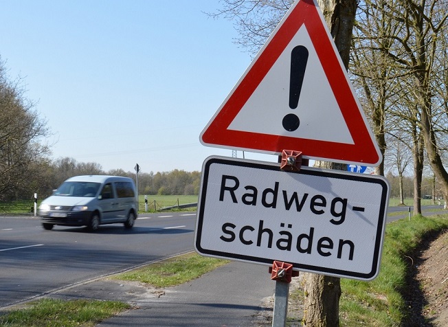 Als Konsequenz aus dem schlechten Abschneiden von Papenburg beim Fahrradklima-Test 2018 des ADFC fordert die CDU einen raschen Abbau des Investitionsstaus bei der Sanierung des Fahrradwegenetzes in der Stadt. Foto: Klaus Dieckmann